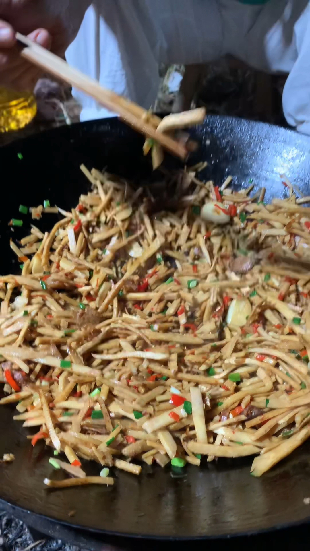 我猜只有江西人才知道炒芋头丝到底有多好吃多下饭