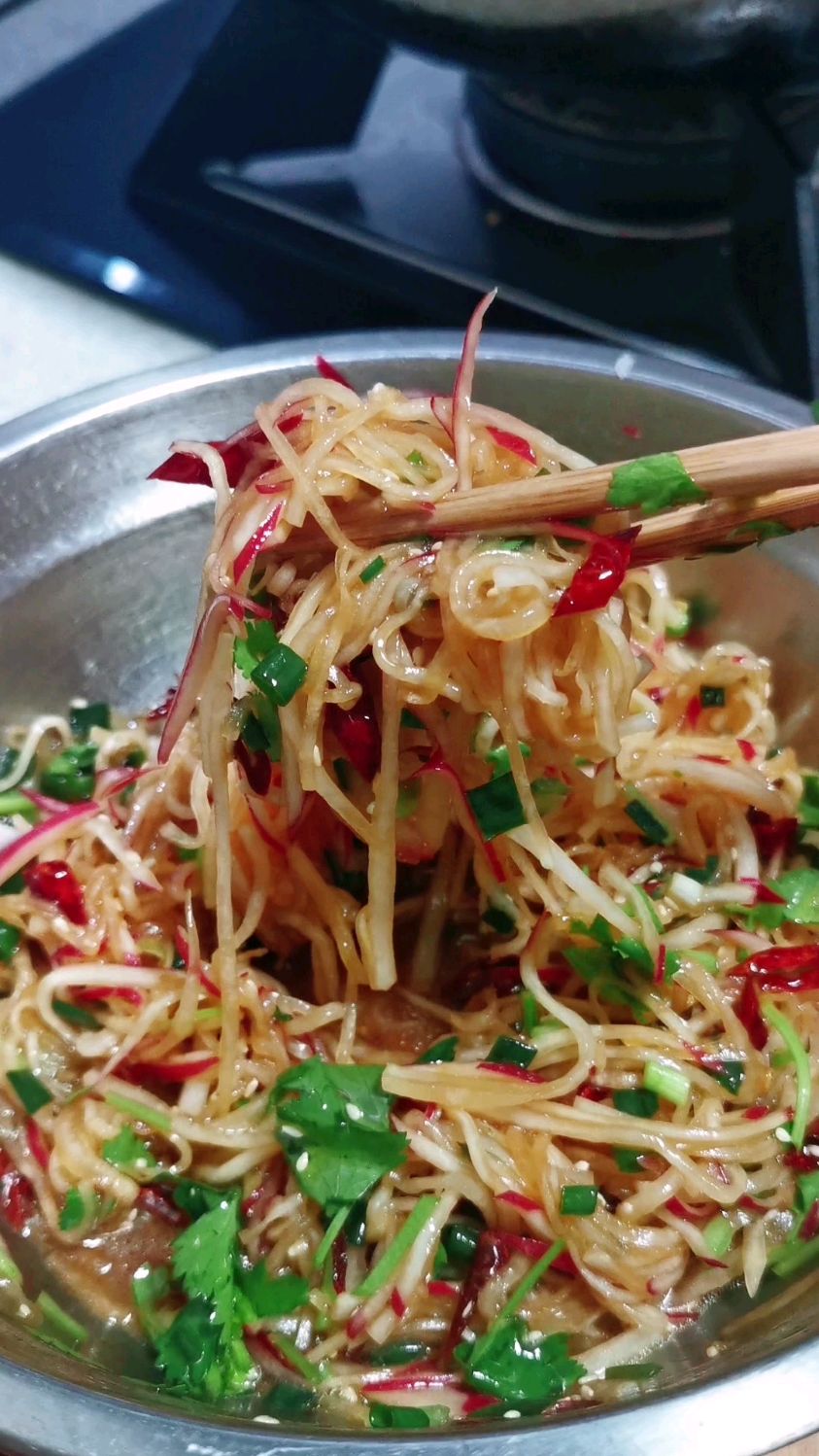 开胃小菜,凉拌萝卜丝,清脆爽口