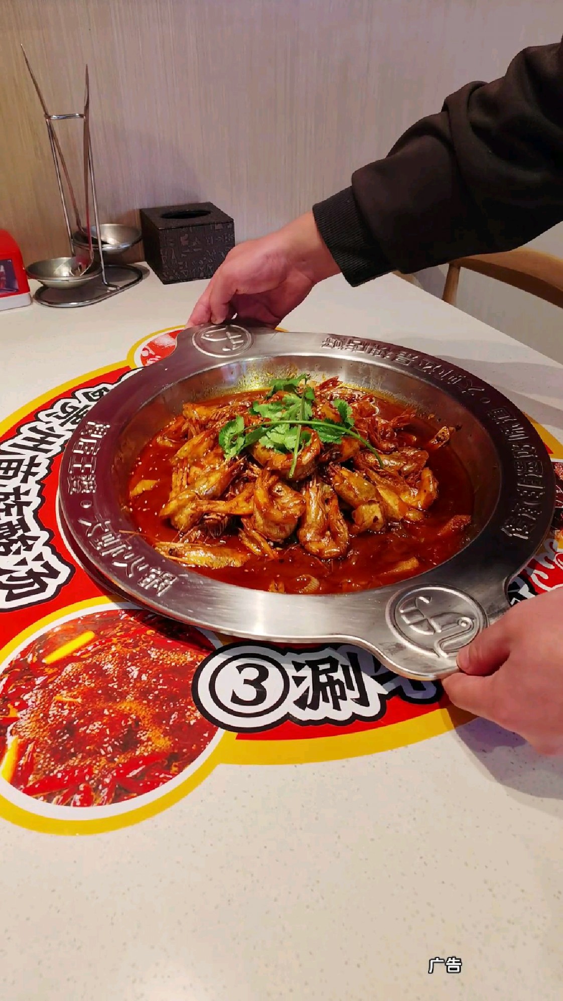 在赤城提起我爱吃的虾火锅,当然是槐店王婆大虾!