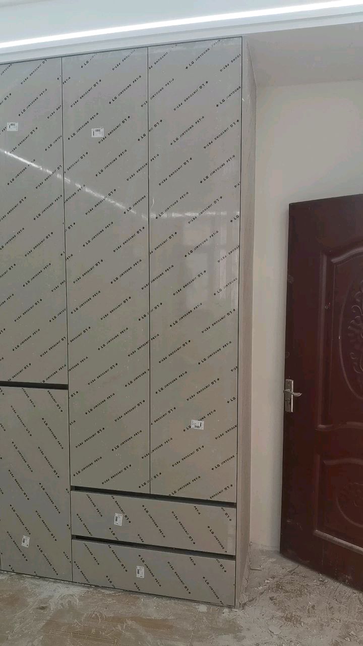 自建房主卧装修免拉手衣柜双眼皮线性灯吊顶完工效果