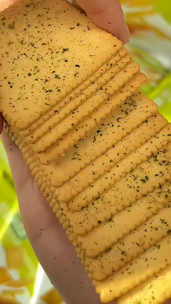 良品铺子薄脆饼干