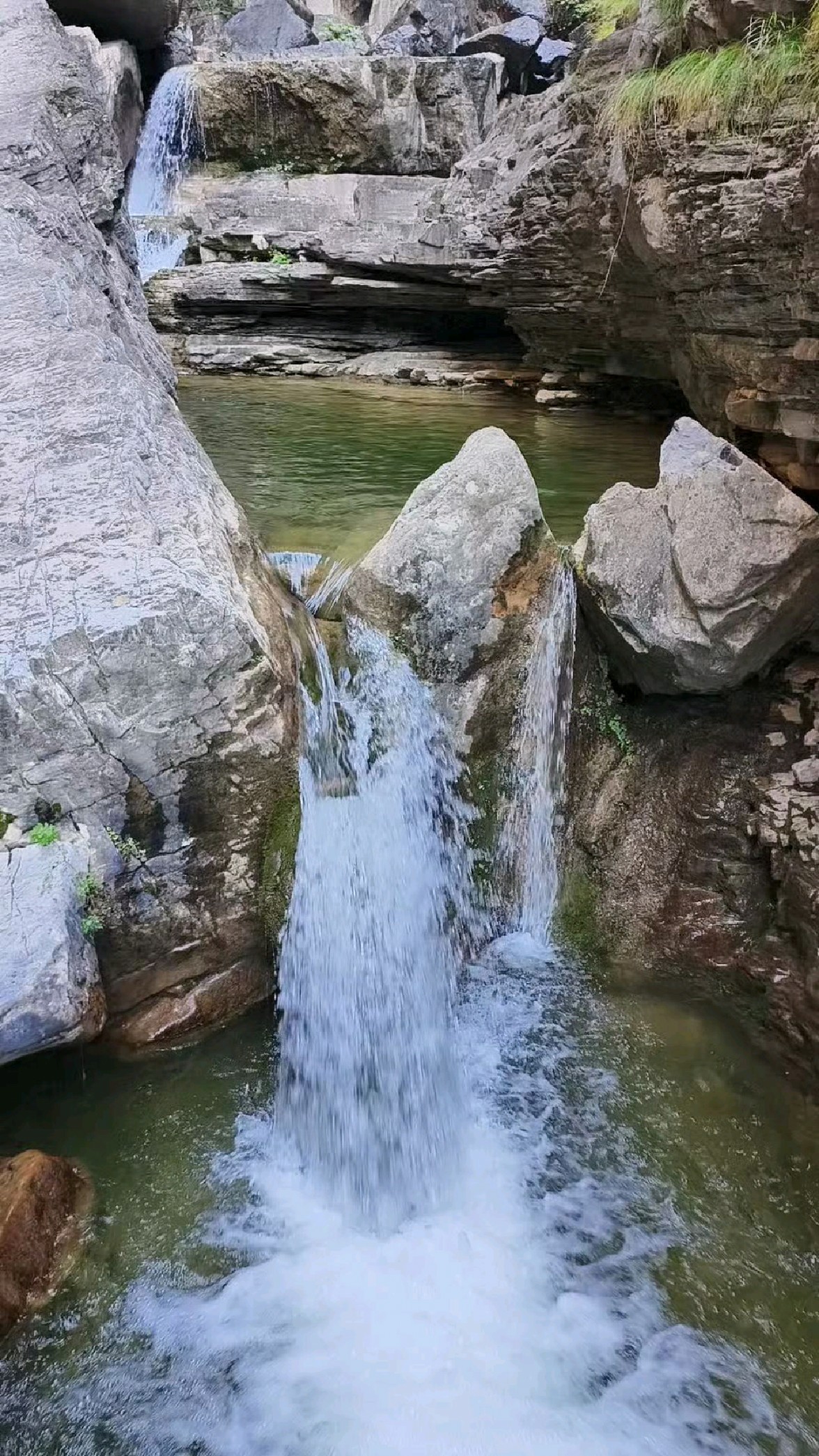 潭瀑峡
