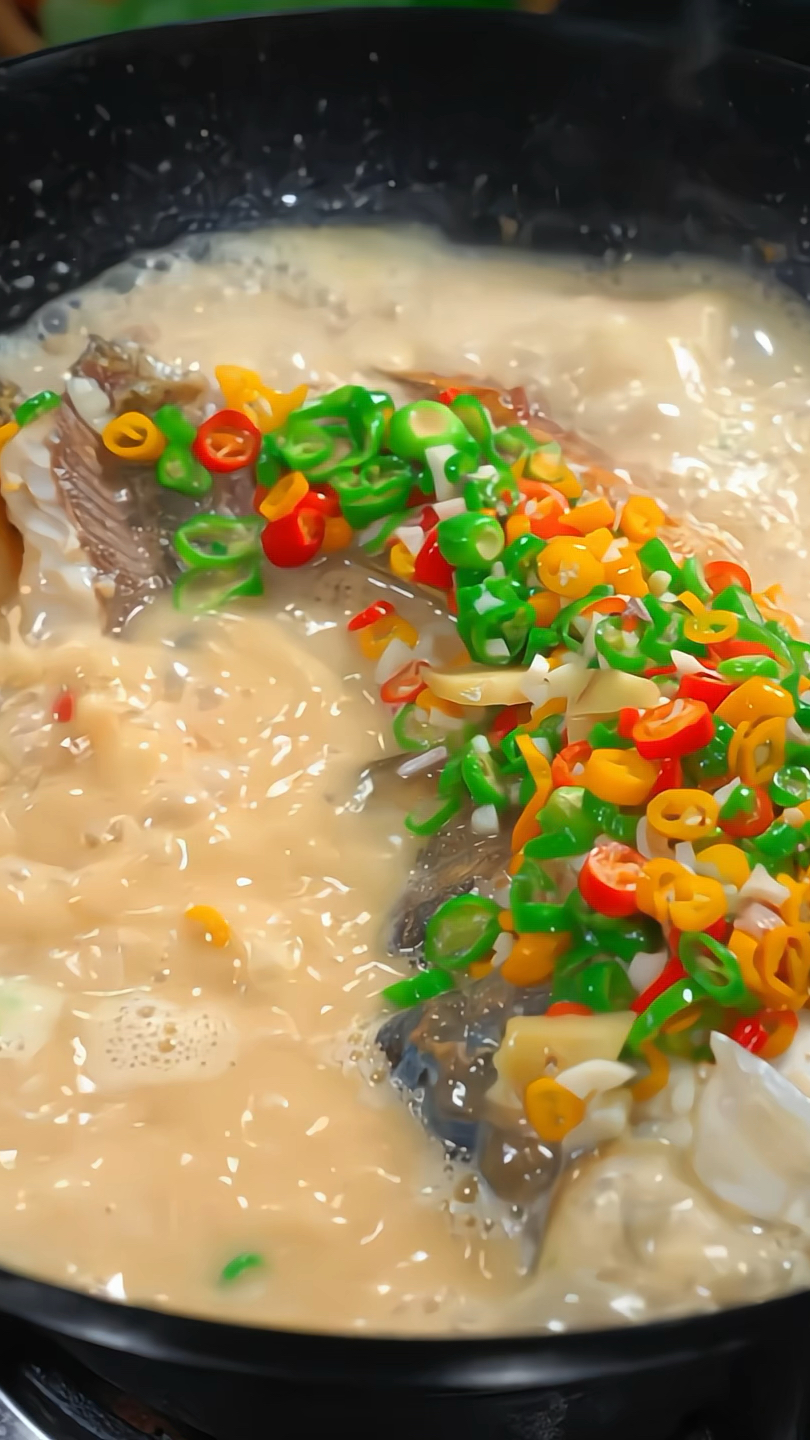 天冷就喜欢做这个雄鱼火锅,香辣鲜香,越吃越停不下来#家常菜教