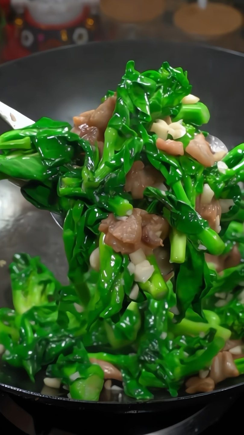 不管你爱不爱吃小菜,都要去试试这个青菜苔,真的是脆嫩鲜甜