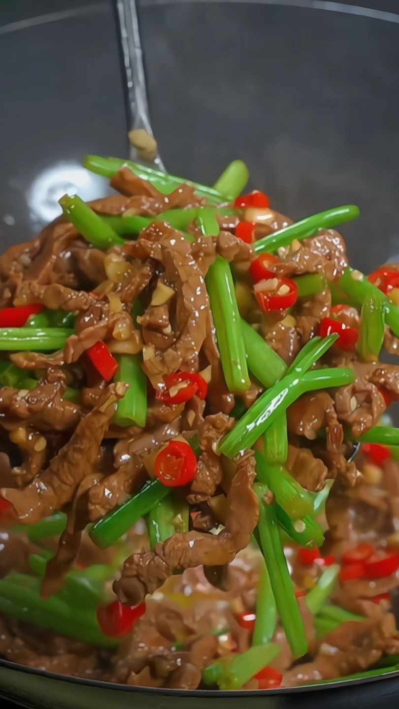 芹菜炒牛肉你像我这样做,又香又嫩的超级好吃 #美食教程