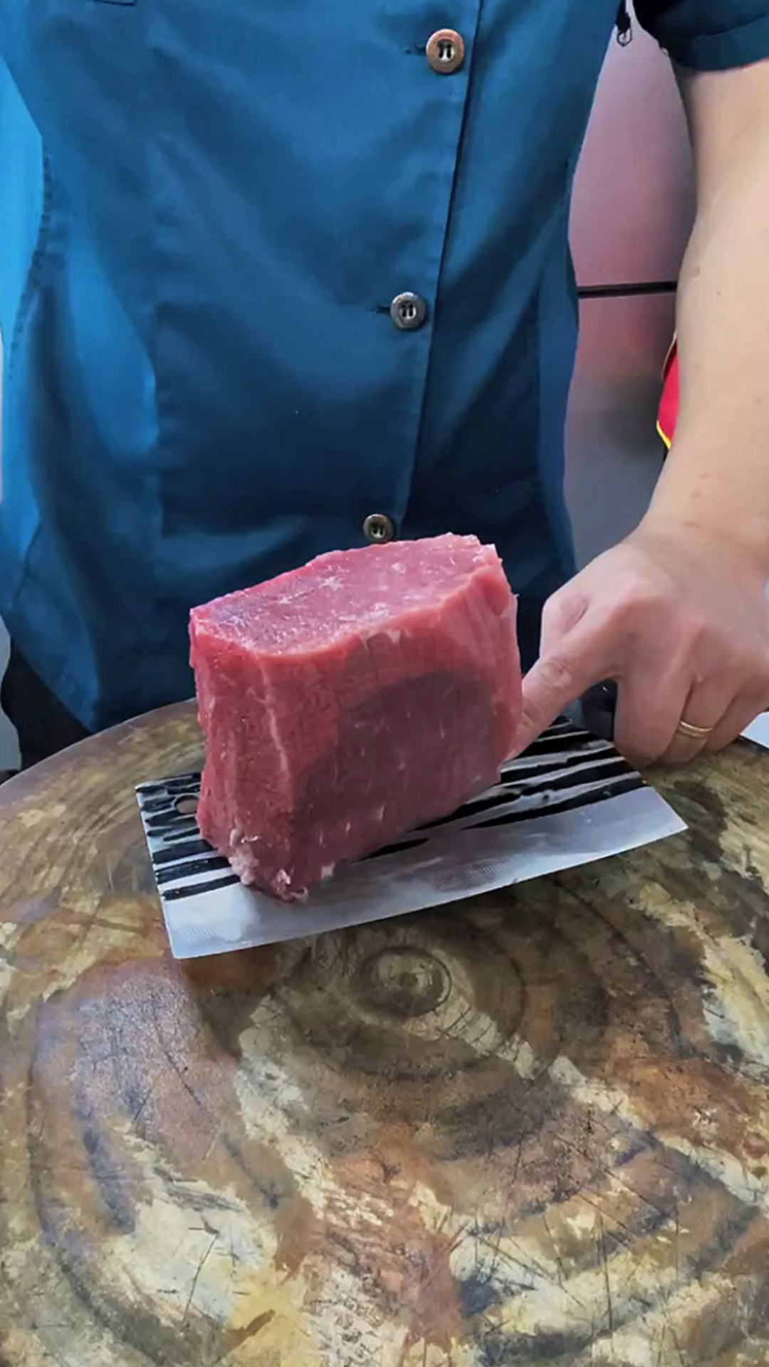 快速改刀肉块的方法