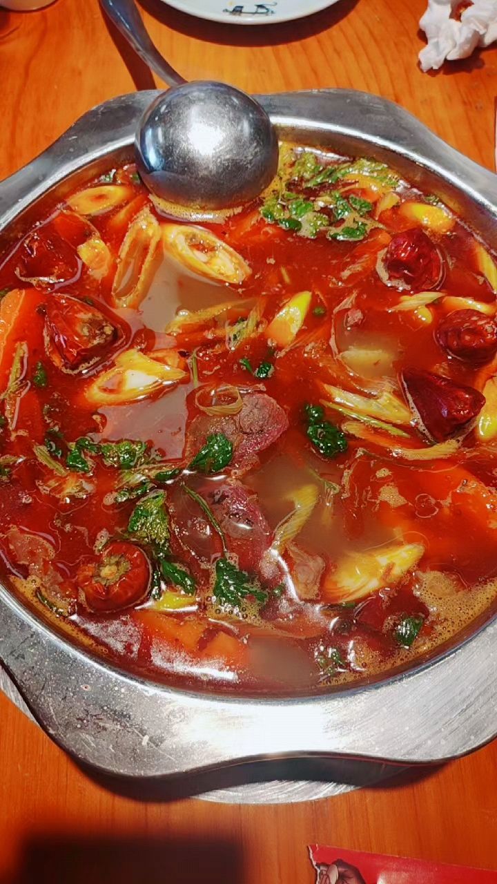 冬日暖心锅:滋补驴肉火锅