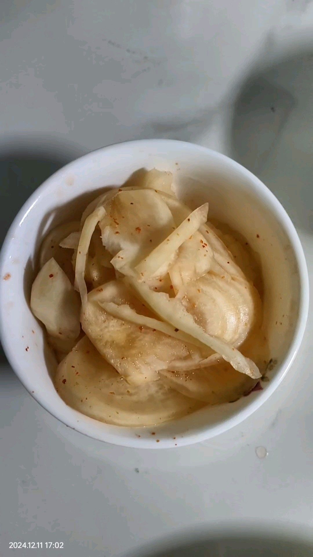 自制辣花白萝卜小咸菜。爽口下饭菜