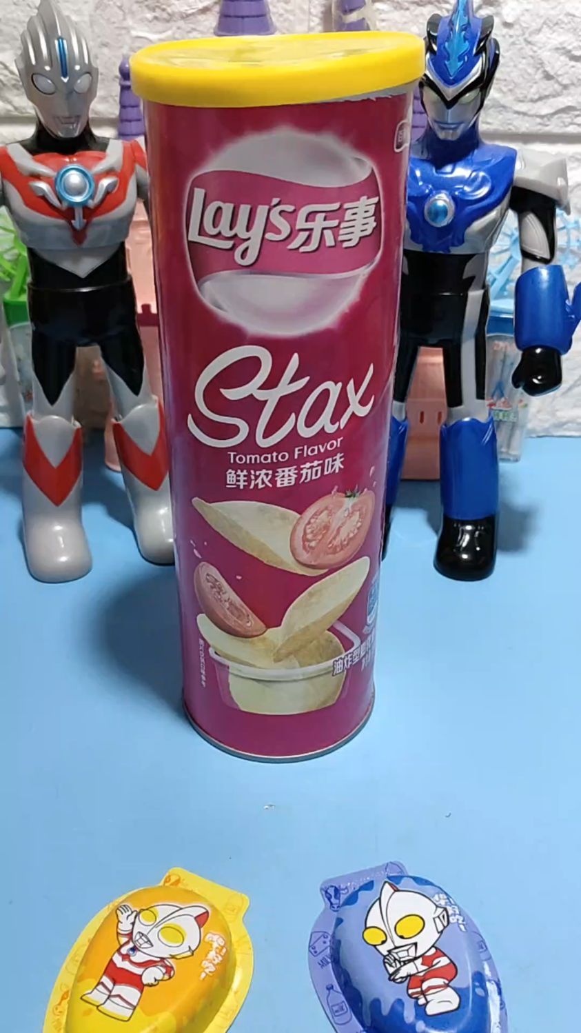 我薯片呢?怎么都是空的了呢?