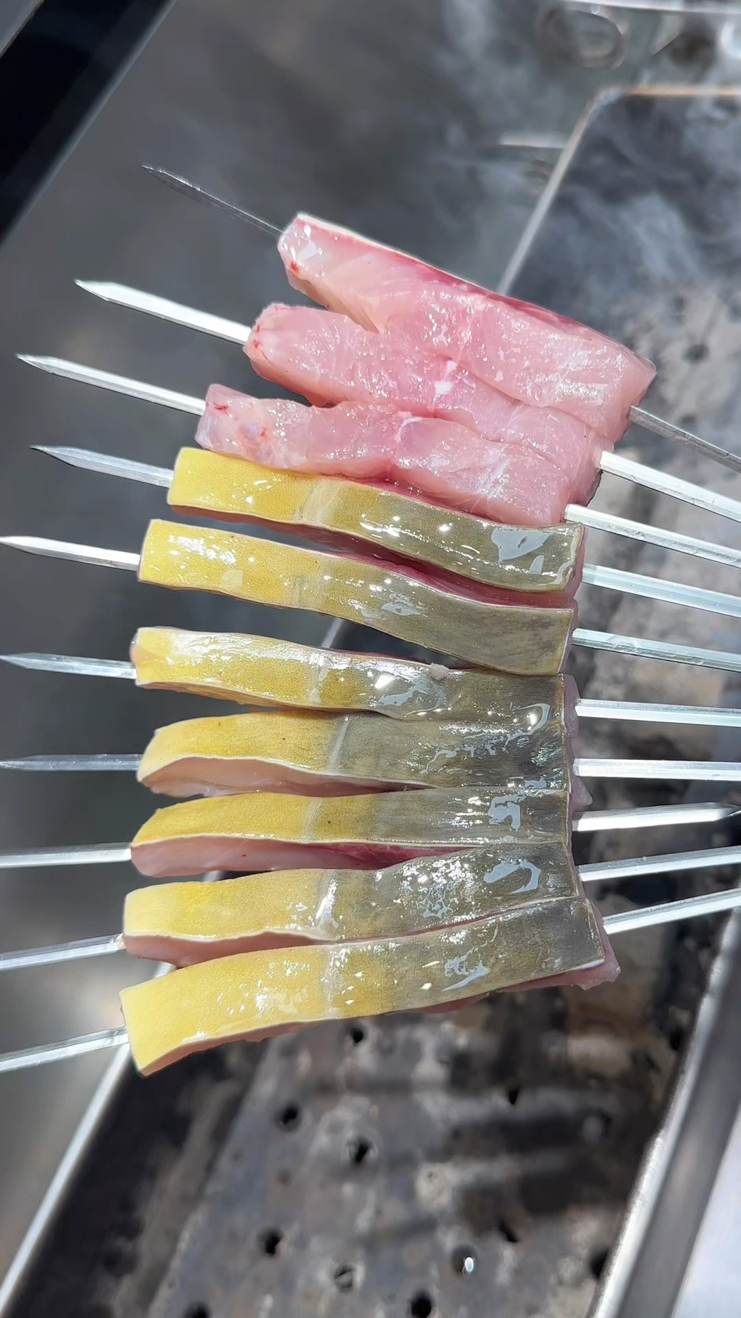 烧烤店的特色烤鱼