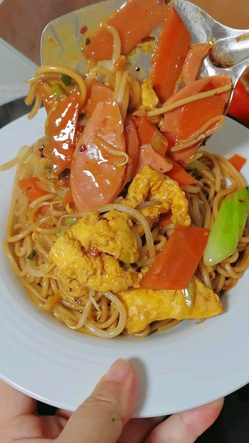 爱吃炒面的试试这个炒拉条子 口感劲道味道更好