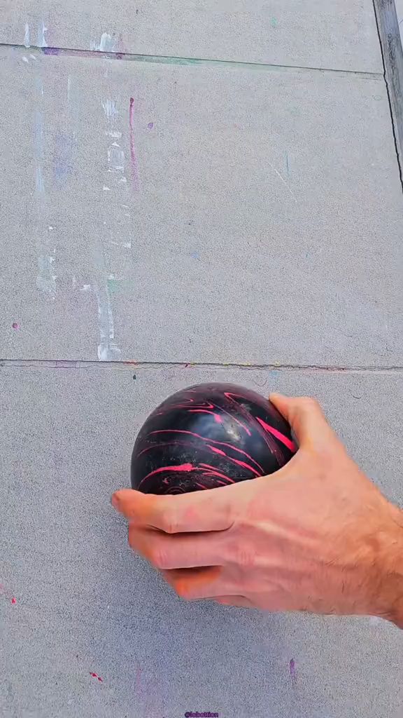 坏蛋小丑,电影小时候吓我!今天给他点铁球尝尝滋味!风水轮流转