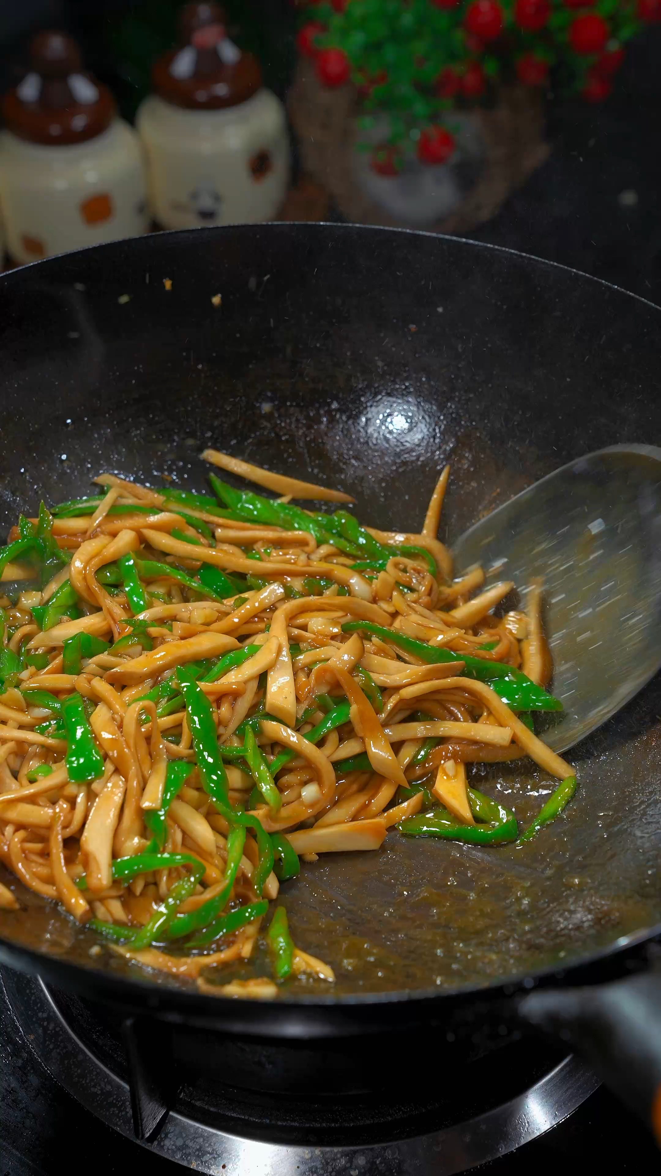 鲜香爽滑,满口留香,比肉还过瘾#青椒杏鲍菇 #下饭菜