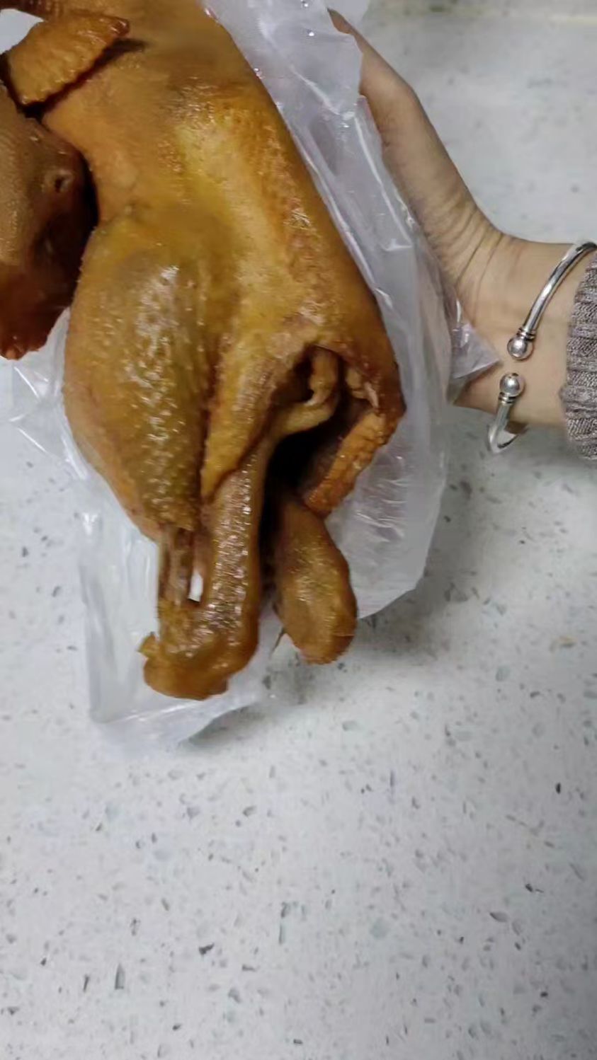 东营人都吃史口烧鸡吗?怎么都撕不动呢?