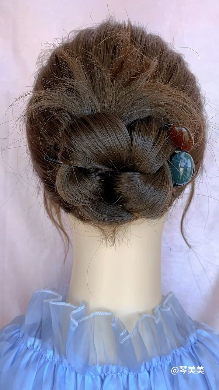 简单好学的鸡毛毽子头