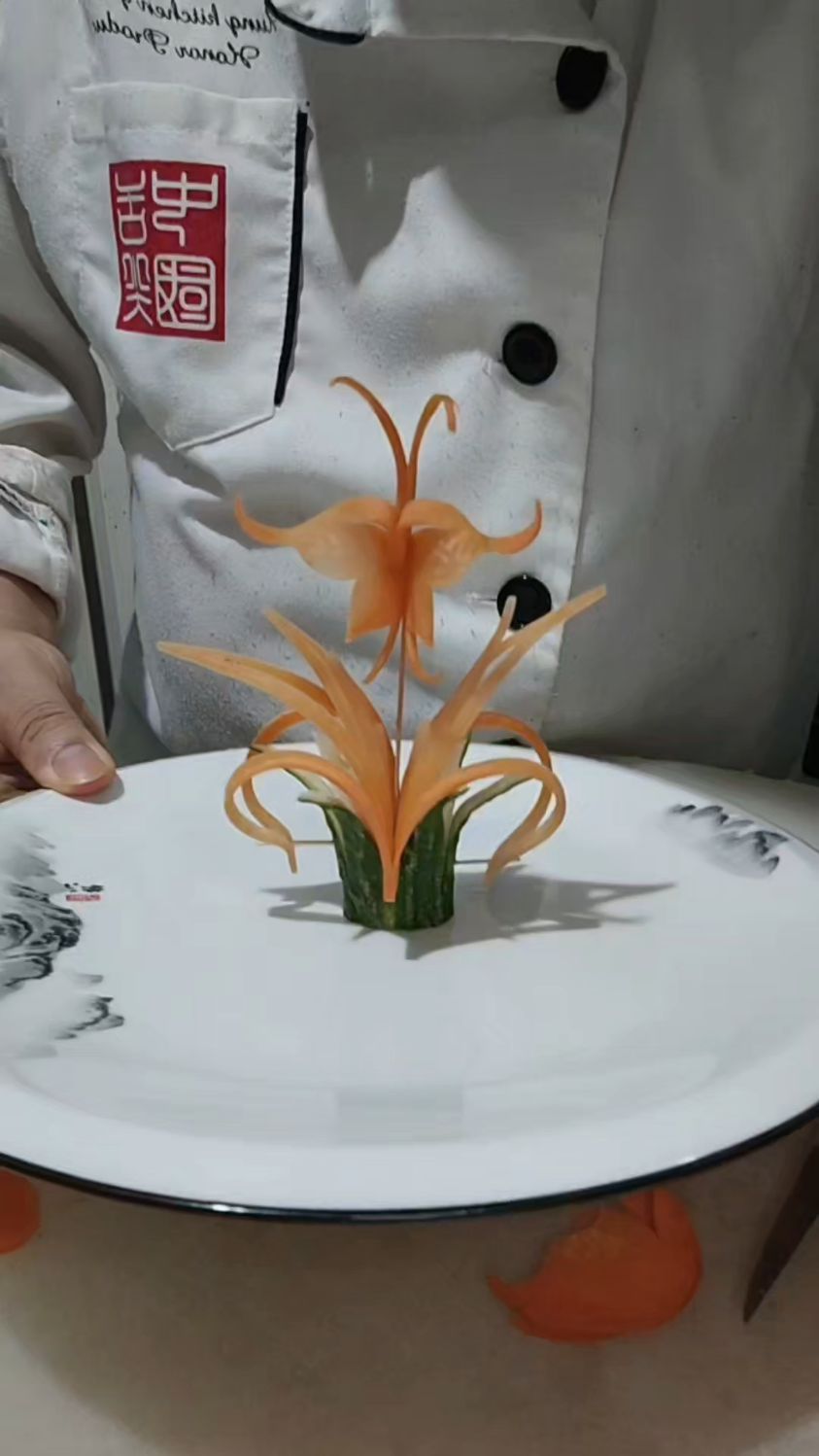 家里来客人做的菜肴像我这样装饰绝对有面子