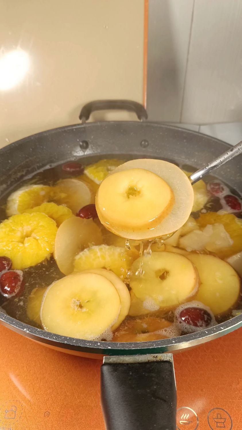 冬季饮品—苹果雪梨热橙汤,清润酸甜开胃解腻,老少皆宜!