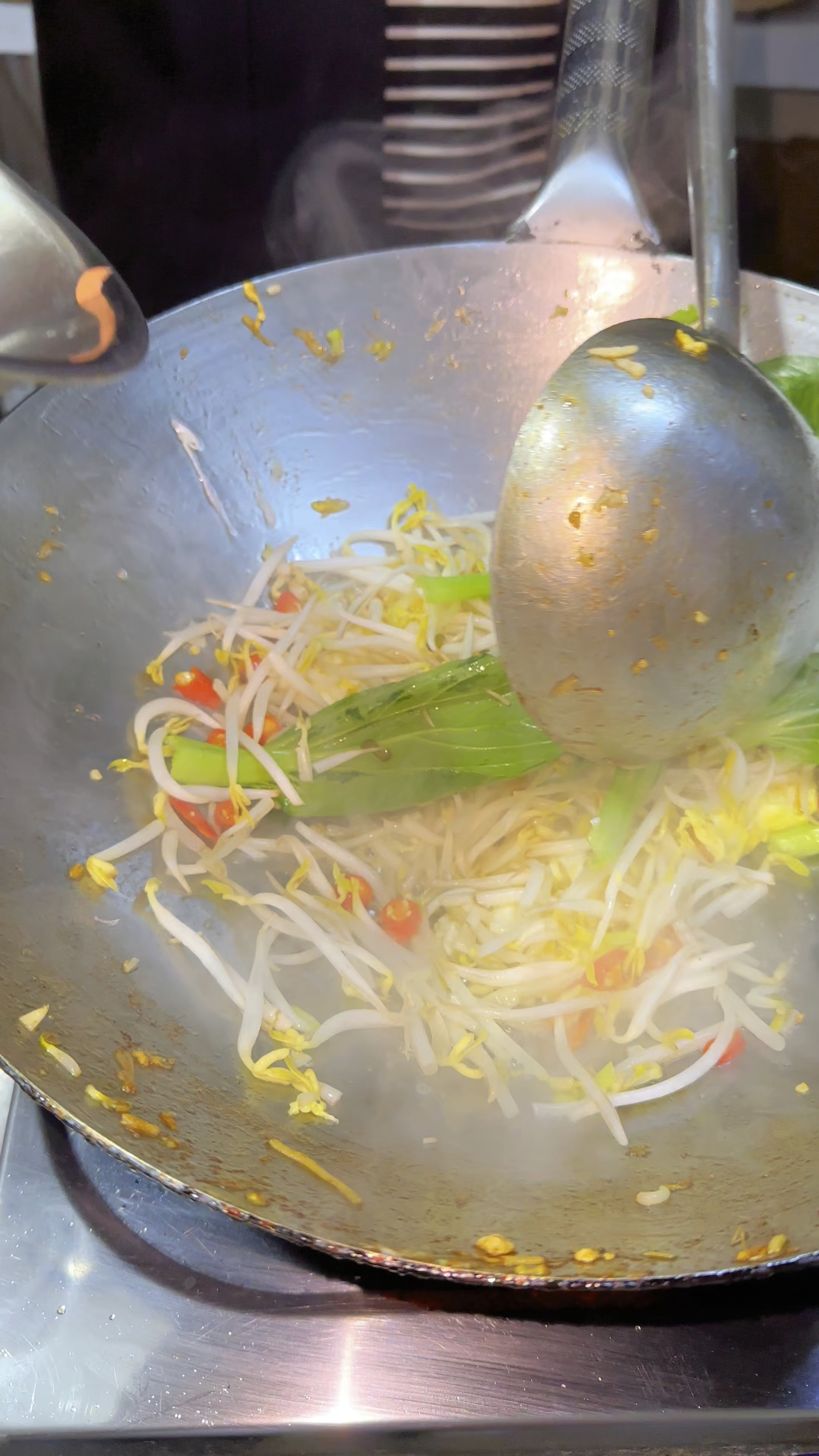 炒饼炒面炒河粉做法,濮阳小吃培训学校。