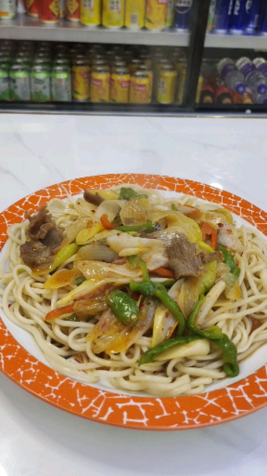 葱爆牛肉盖浇面,味道不错,兰州拉面不只有兰州牛肉面呀