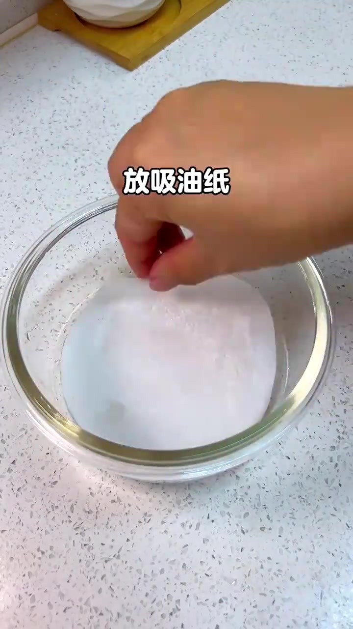 早餐给儿子做了懒人版手抓饼,有菜也有肉,儿子很爱吃