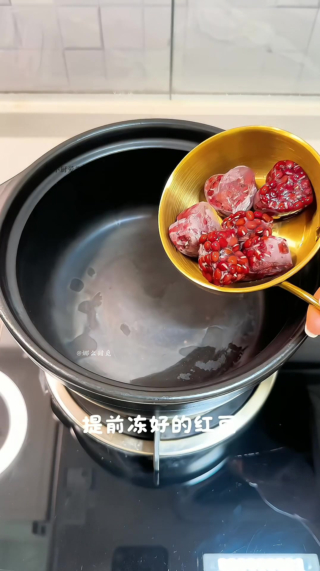 糯叽叽暴击!这碗红豆沙小圆子直接香到跺jio