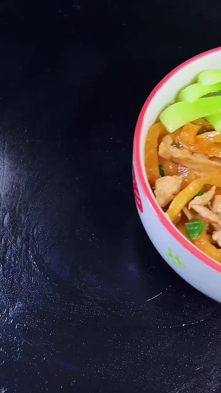 榨菜肉丝面这样做好吃又简单