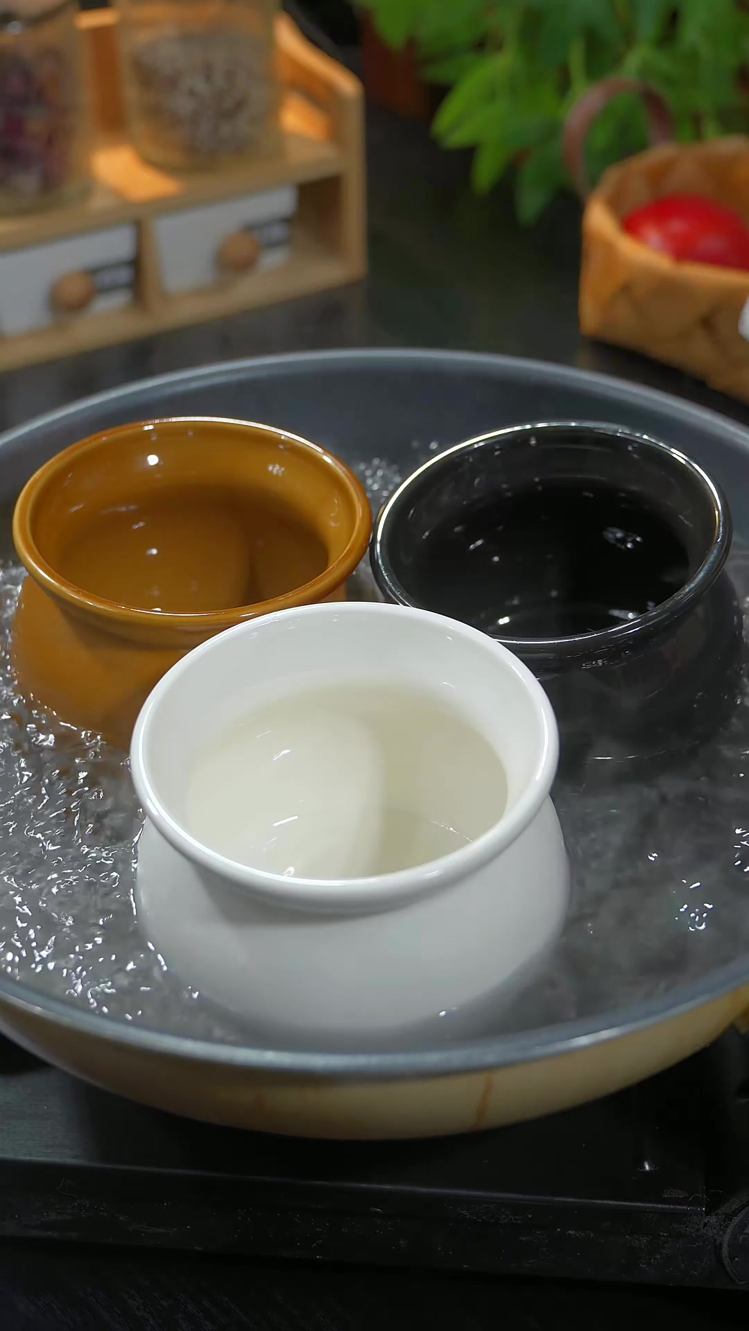 这个瓦罐用做各种汤或者蒸菜真的太好了，健康又营养