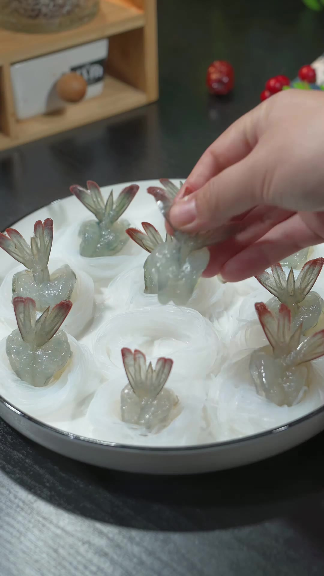 这个好看又好吃的千丝万缕虾,真的是年夜饭必备菜品啦