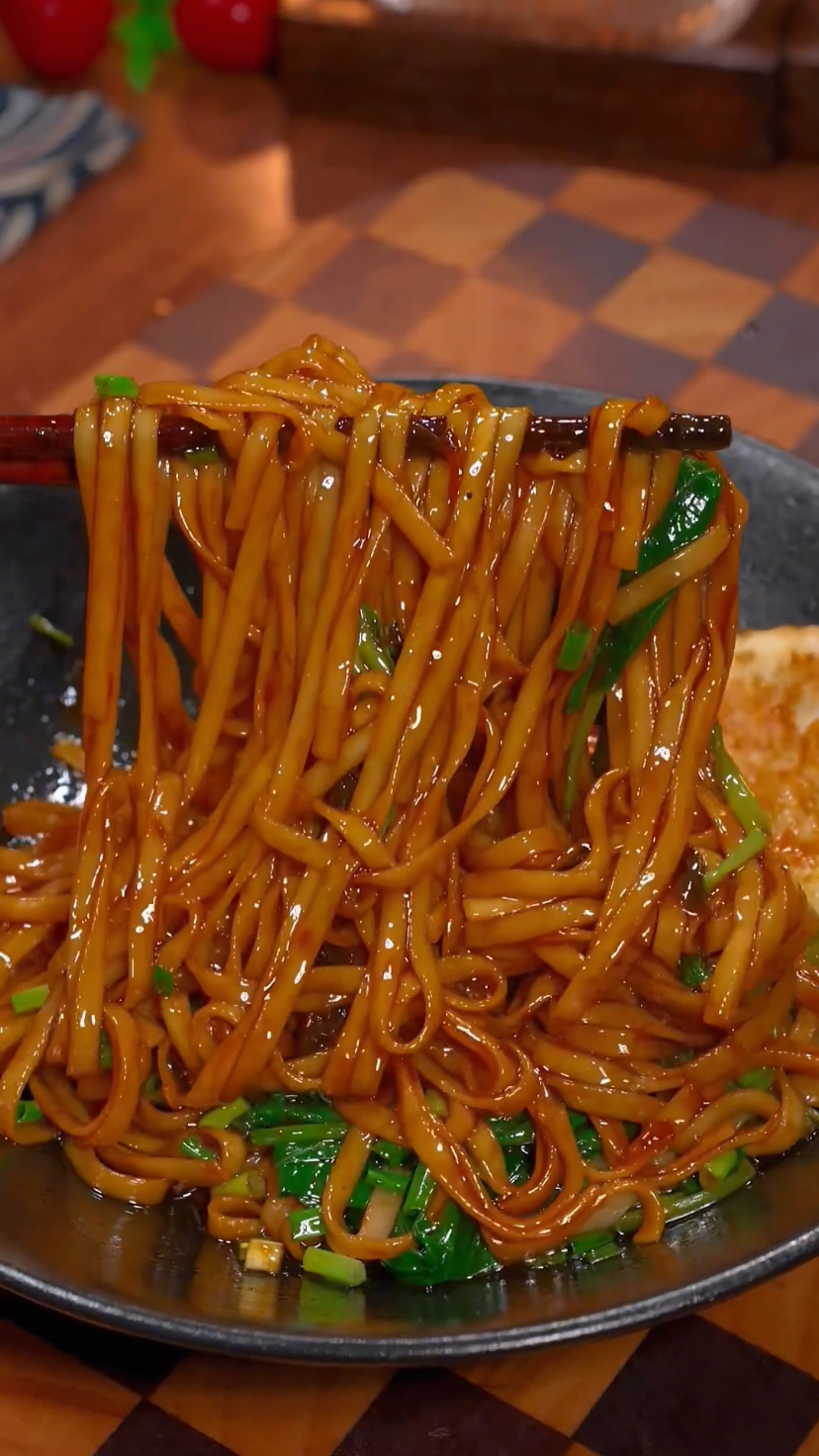 葱油拌面的家常做法