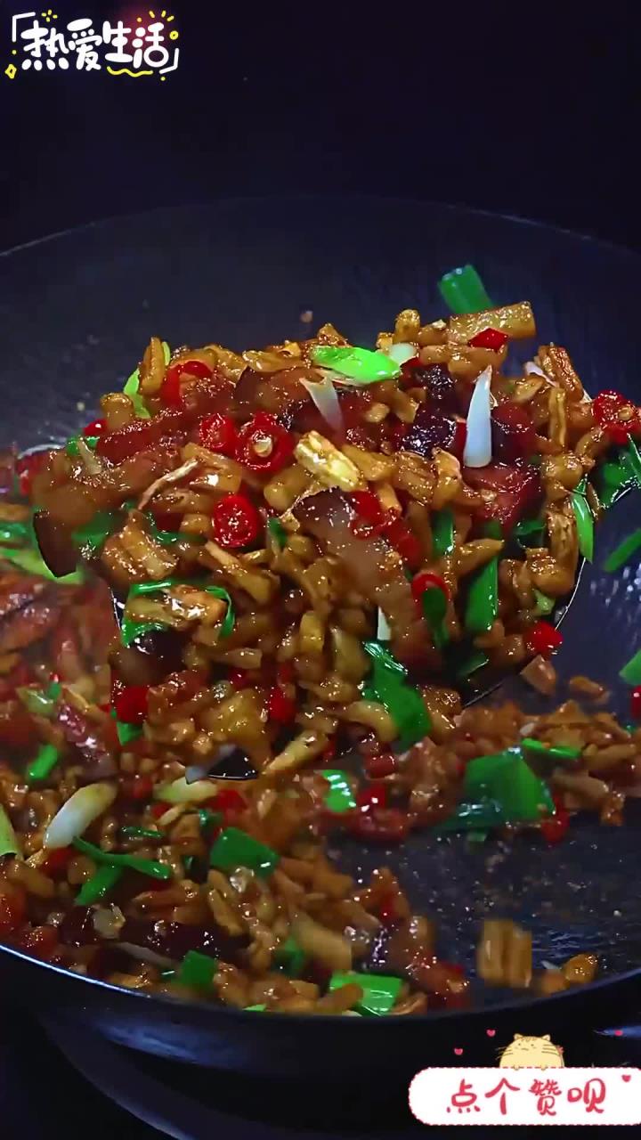 萝卜干炒腊肉 湘菜 家常菜