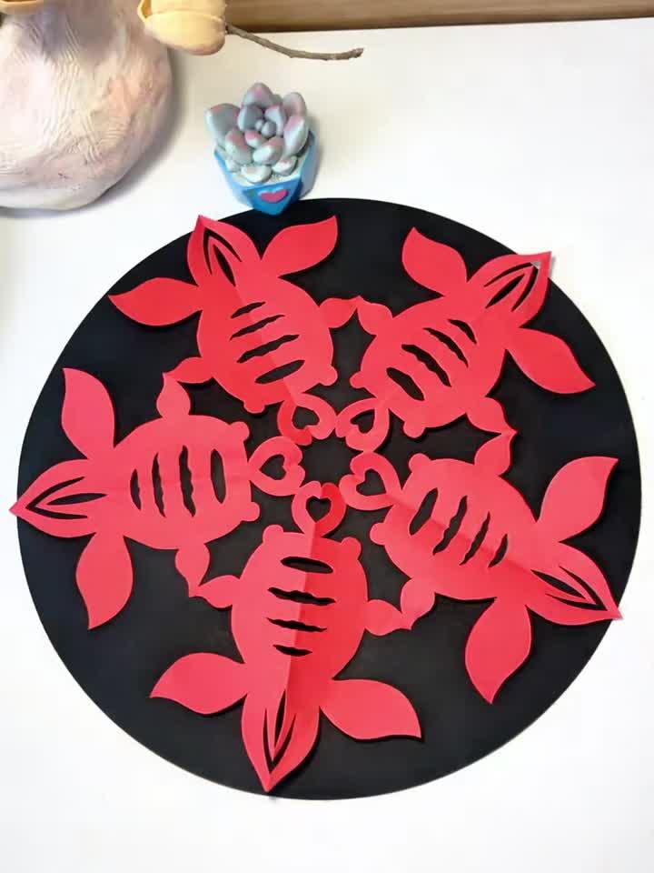 年年有余窗花 新春佳节,年年有鱼剪纸