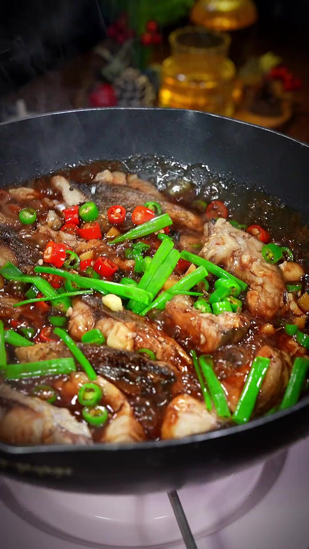 红烧鱼块 这样做，香辣入味，鱼肉细嫩，下饭又好吃