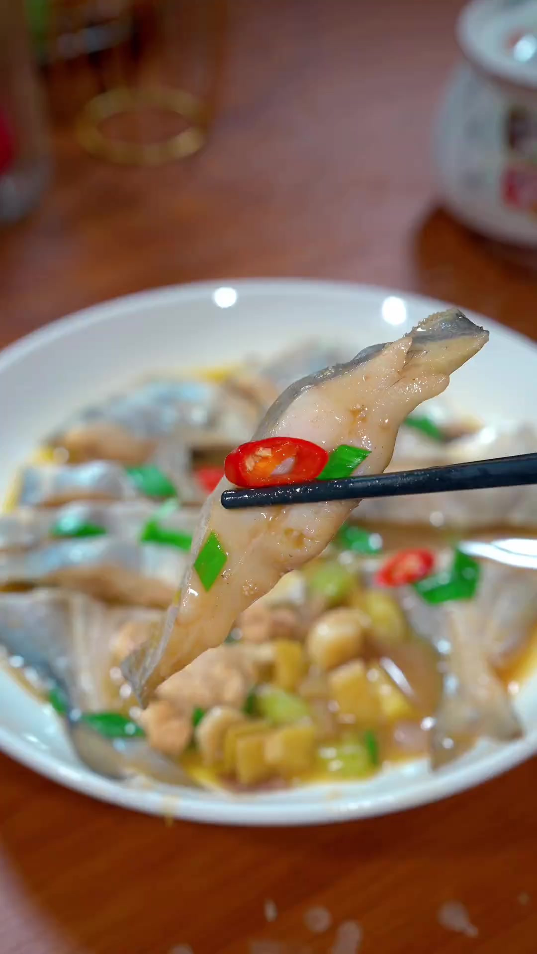 家烧鲳鱼做法 为什么温州的家烧海鲜那么好吃呢，今天分享给大家