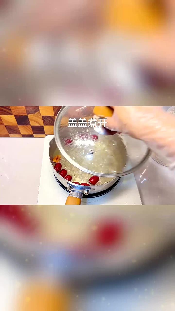 5分钟搞定早餐鸡蛋板栗燕麦粥一锅足足13种食材营养又好吃