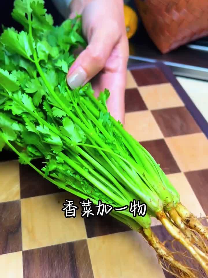 冬季养生必喝!香菜白萝卜汤的惊人功效