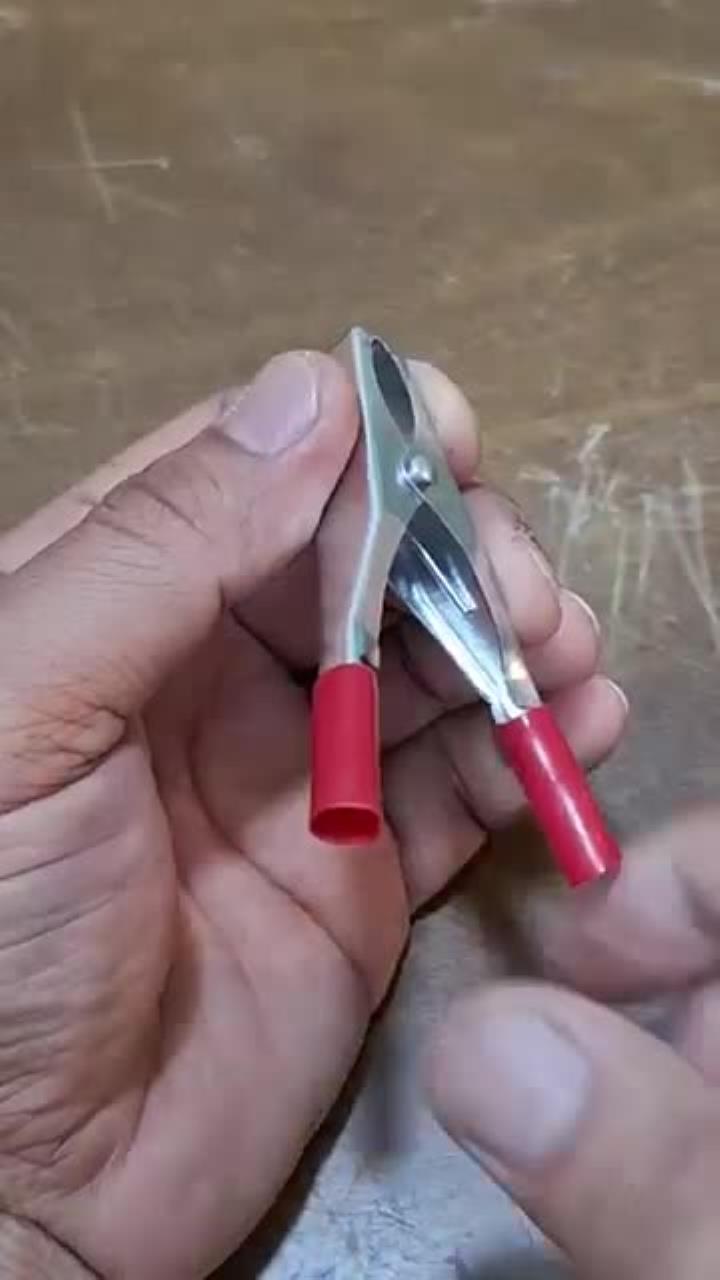 鳄鱼夹正确接线方法教学