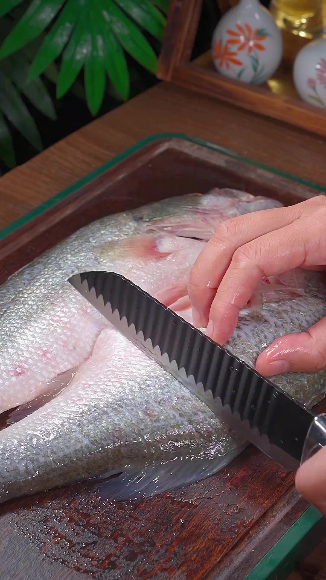 很多人都以为烤鱼都是烤出来的 那你就是大错了 学会我这个做法