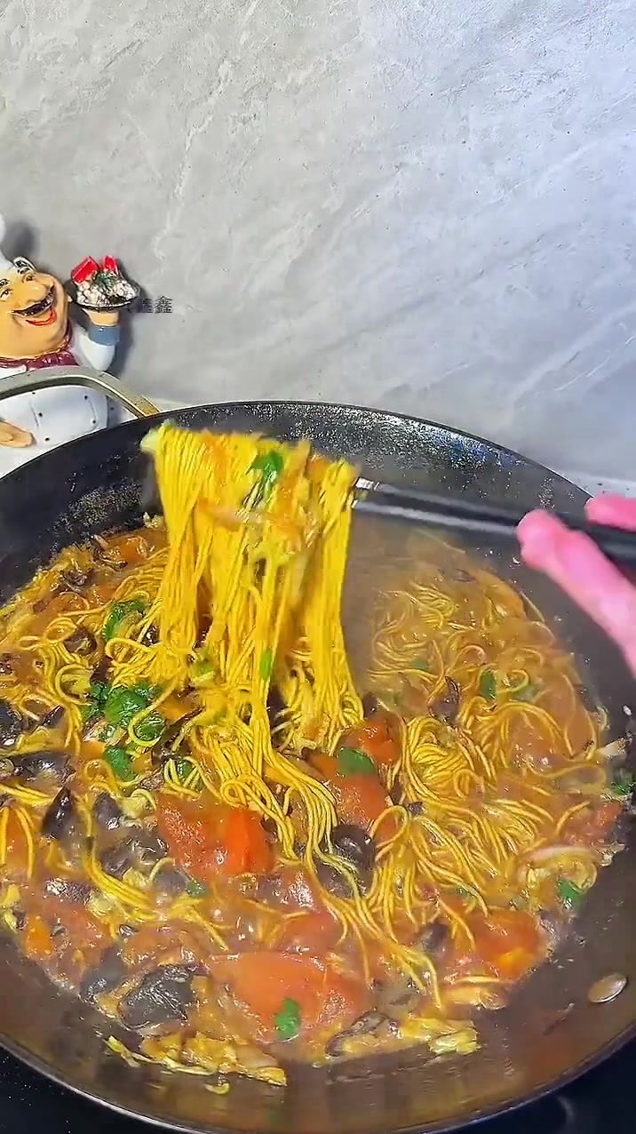 13秒学会！素炝锅面！妈妈的味道！巨巨好吃！