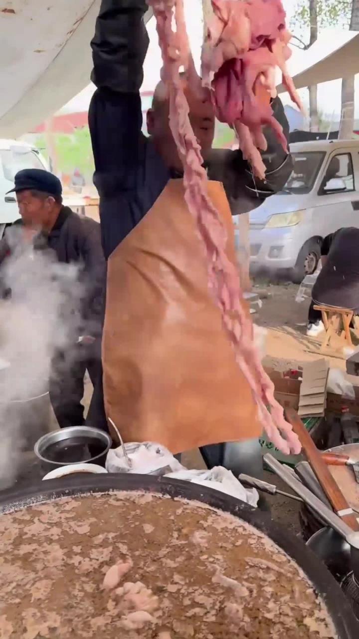 农村大集猪肉摊