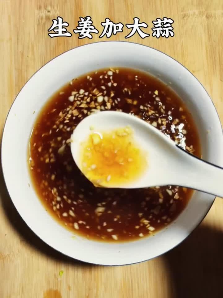 猪尾巴黄豆汤连喝三碗不过瘾,馋到想续碗!