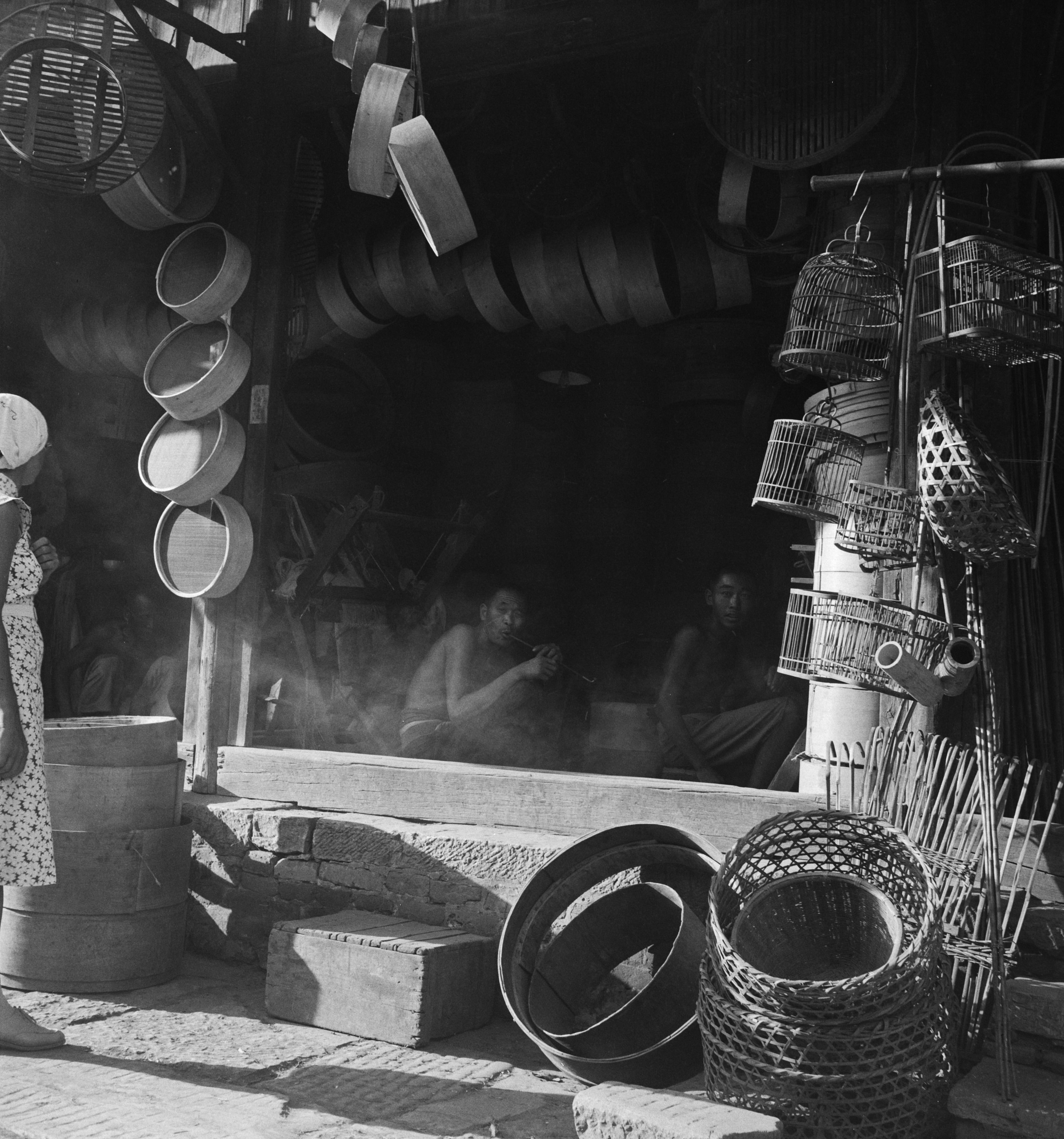 1945年美国无头鸡麦克，断头后活蹦乱跳18个月，甚至开启巡回演出，历史事件