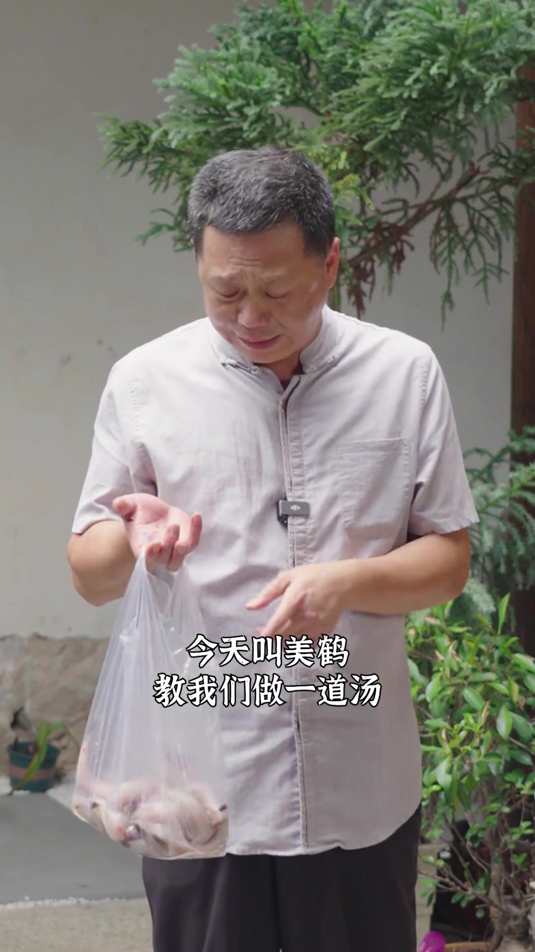 鱼肉嫩到入口即化,吸满鲜汤超入味~汤色清亮不油腻,豆腐鱼滑汤秋冬喝一口暖到心坎里!