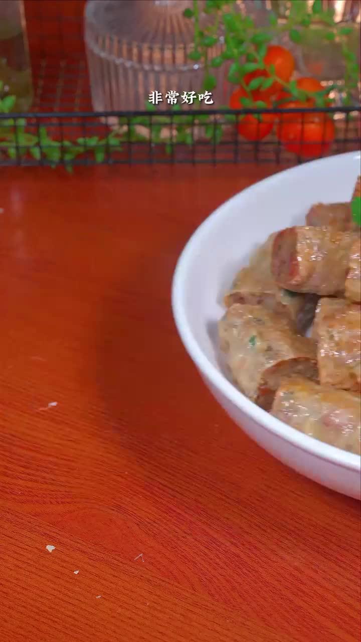 过年做香芋腐皮肉卷，外焦里嫩，大人小孩都抢着吃