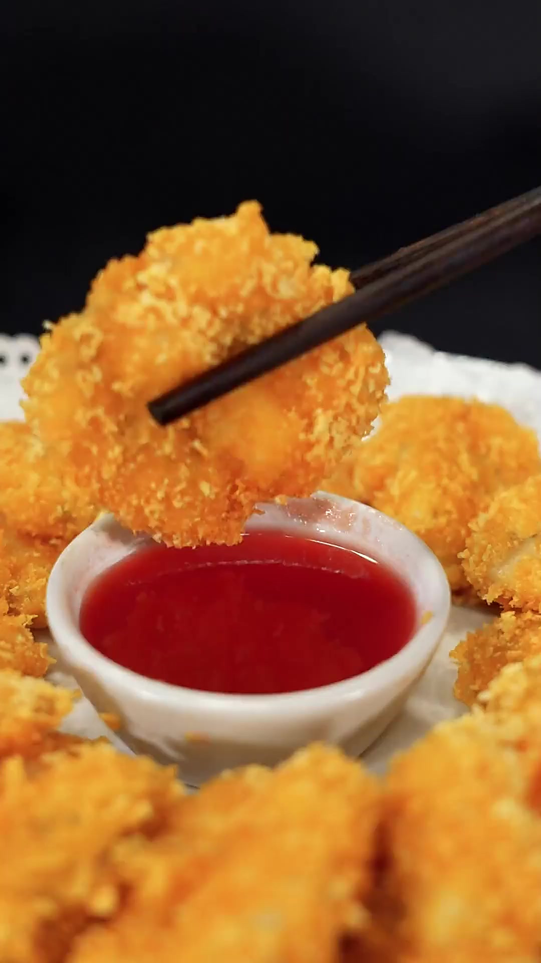 来自嘉宾派的传统菜式！这道酥香鲜脆的'蛏排'你馋了吗？注意这