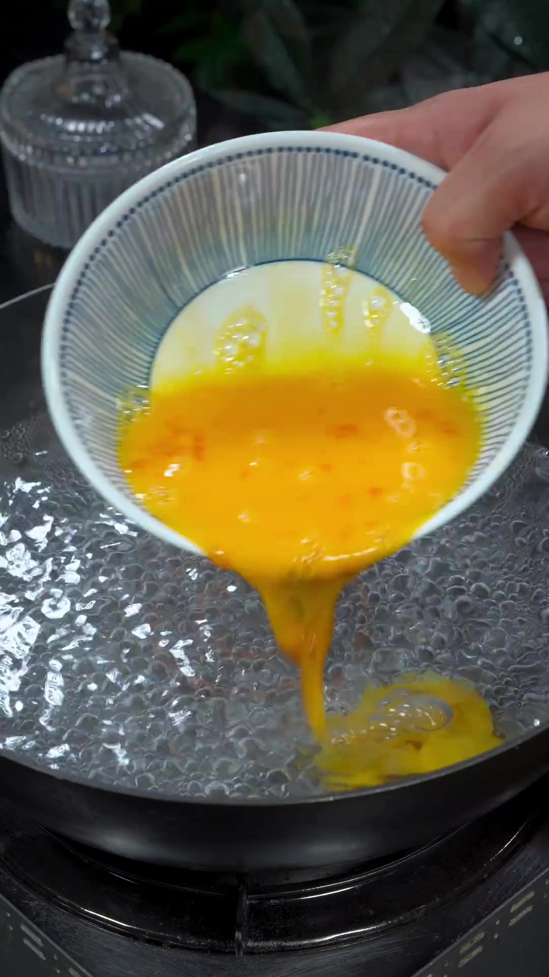 在什么饭店里的西红柿蛋花汤,那么鲜嫩好喝呢,今天把做法分享给