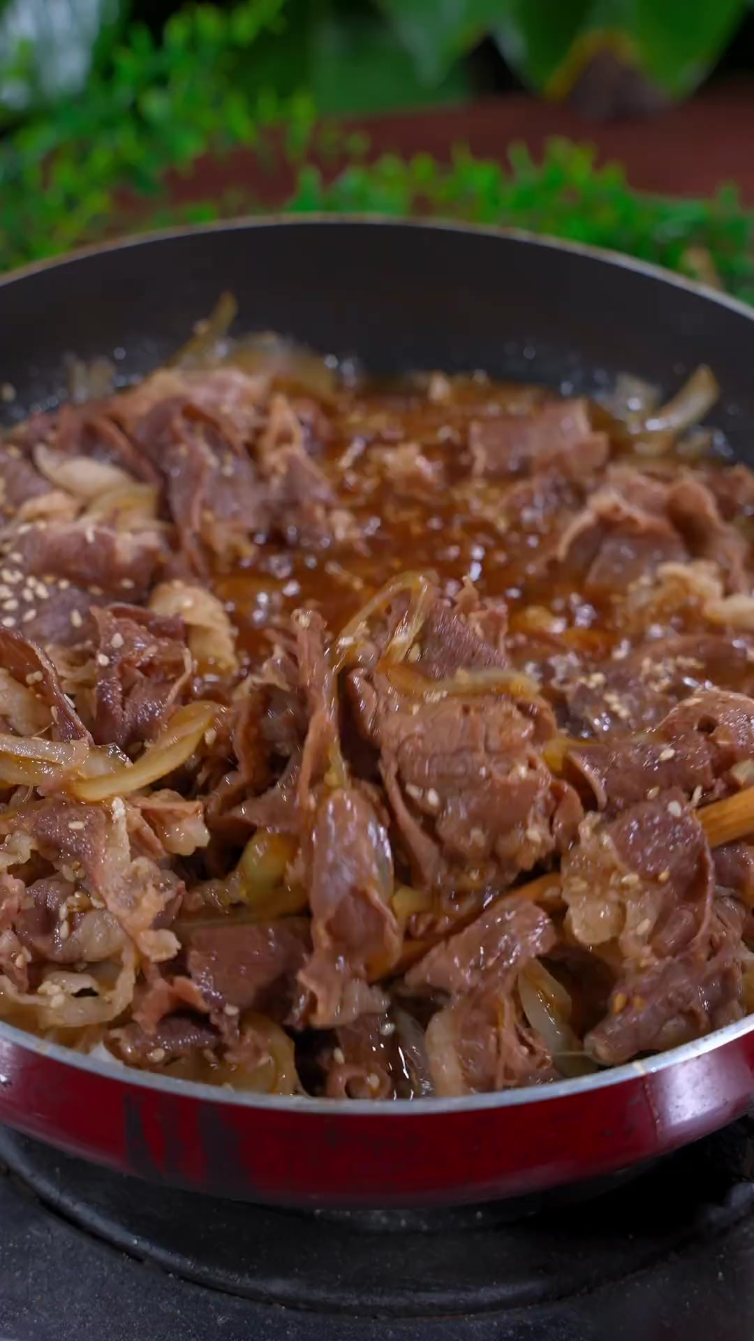 孩子喜欢吃照烧肥牛饭，出去吃太贵了，自己在家做好吃又划算