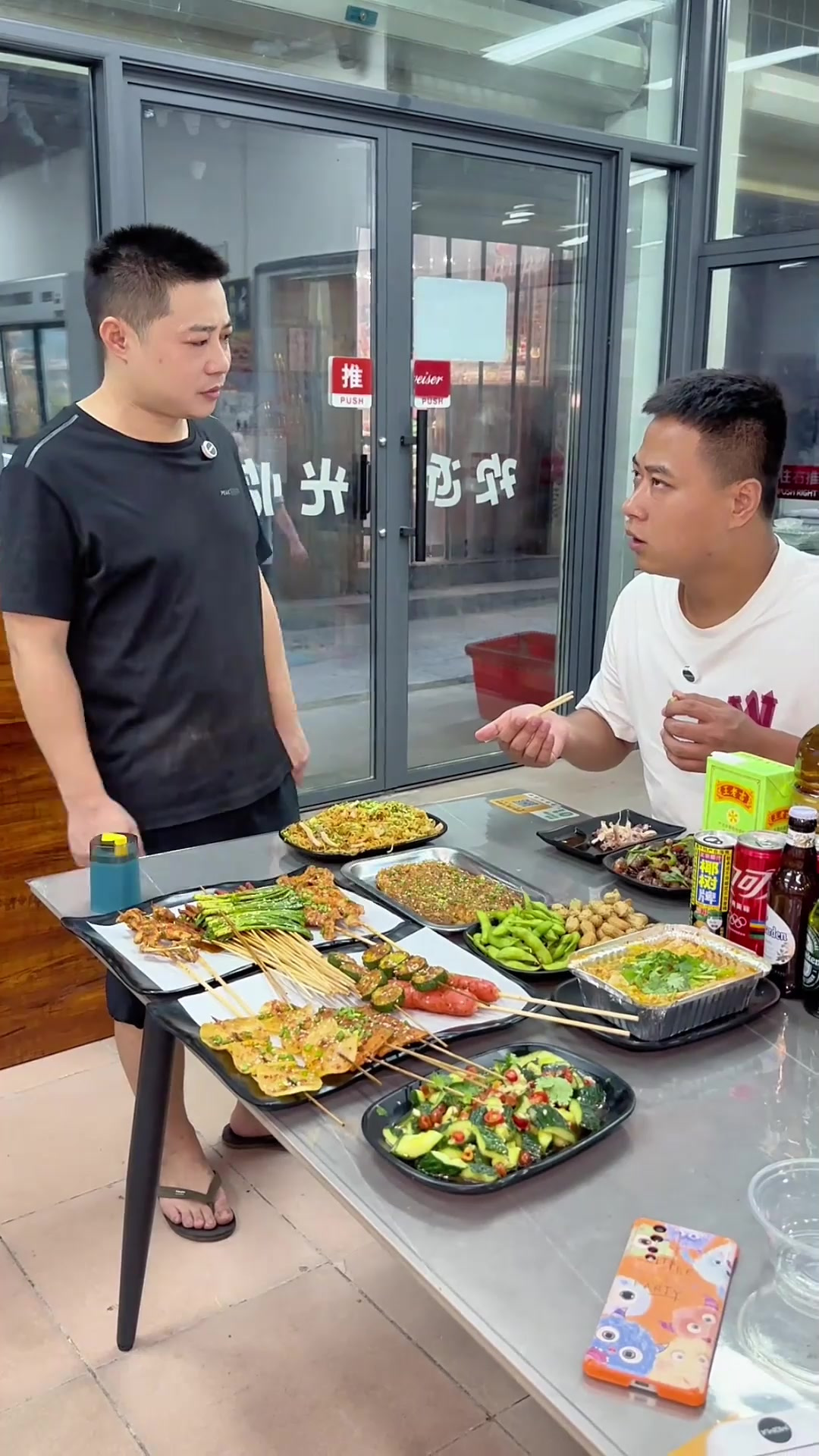 68吃一桌子烧烤第4集