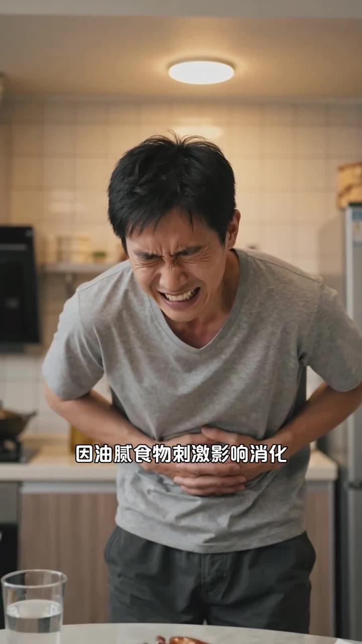 三餐油腻肠胃不适 + 喝杯小米粥的清汤 + 养胃护肠超舒服