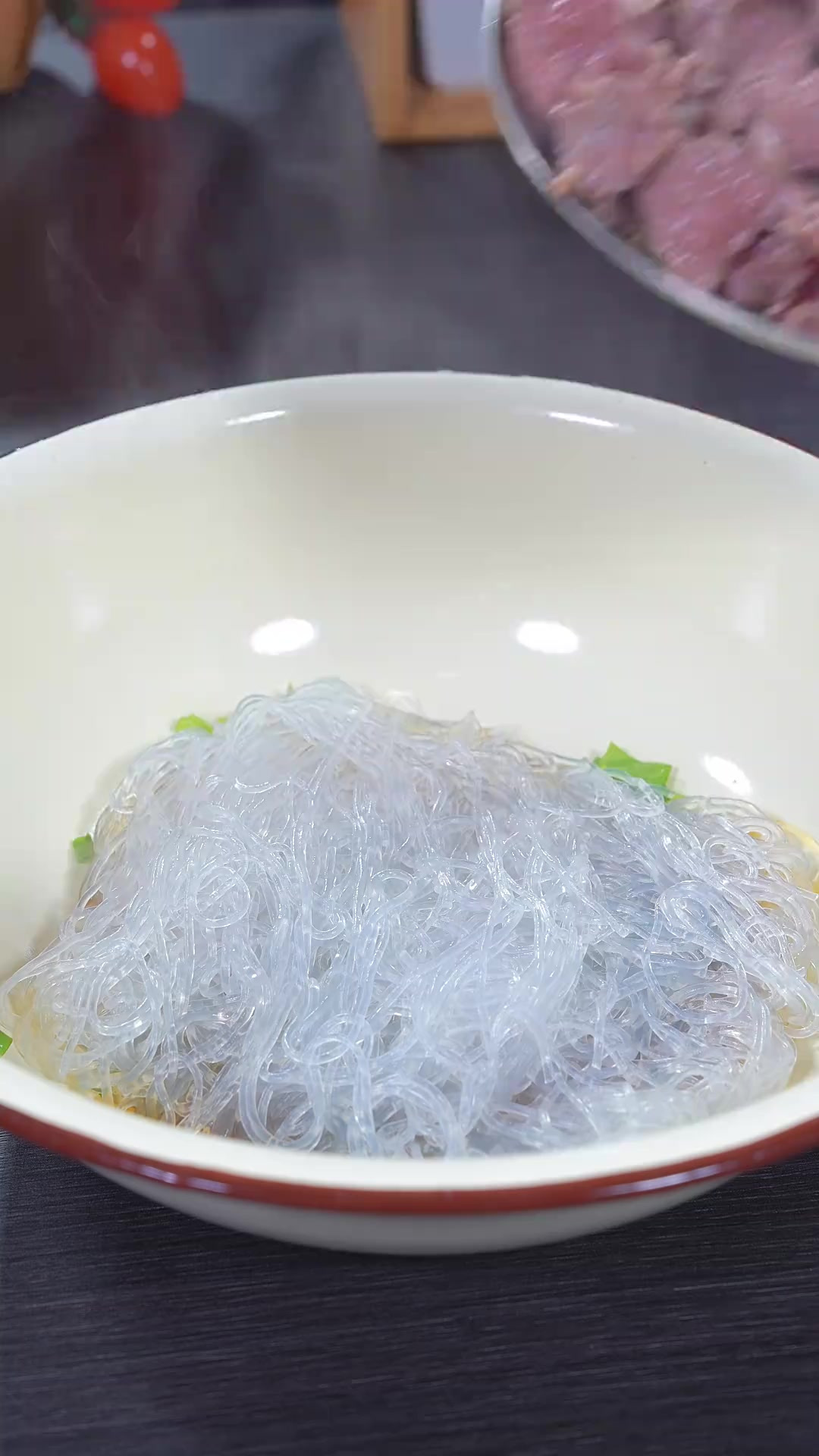 广东人特别喜欢的牛肉粉丝汤