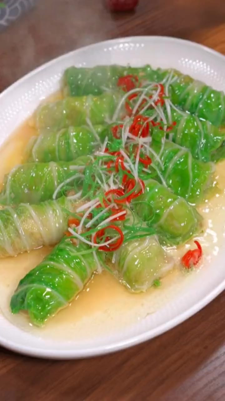 快过年了，年夜饭餐桌上做几道这样的菜，营养丰富，好看又好吃